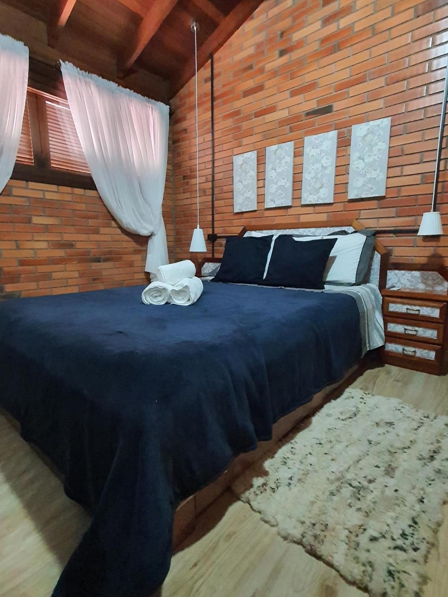 Duplex Estilo Europeu Ednamar Bergamo *